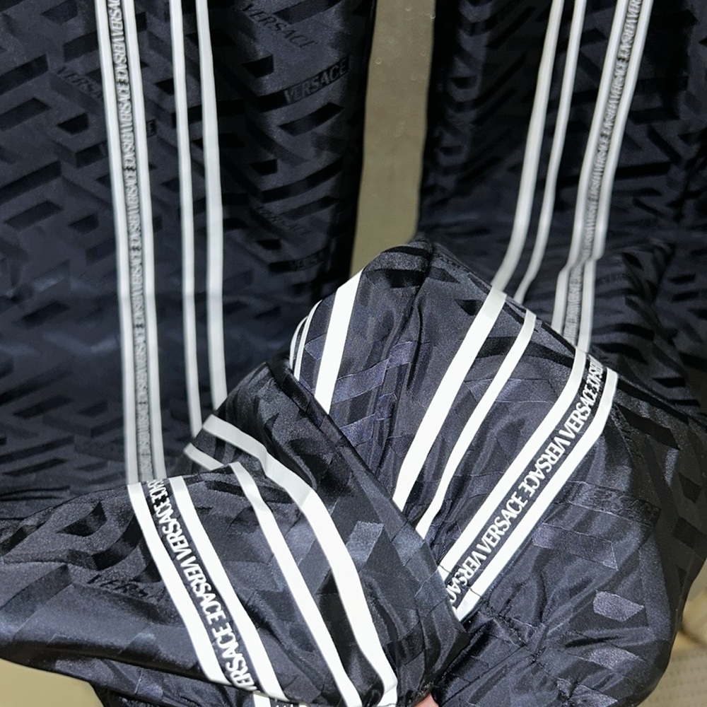 Authentic Versace Men's La Greca Trackpants - Picture 3 of 10